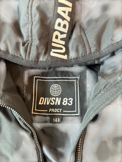 DIVSN 83 Sleeveless jacket Black