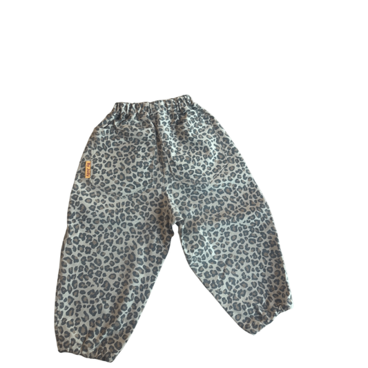 By Judy Pants Beige with Black Leoprint