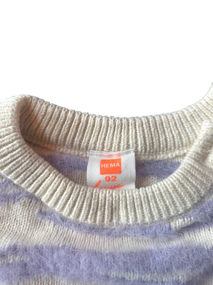 HEMA Sweater Cream and lavender