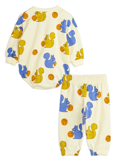 Pre-Loved Squirrels baby kit