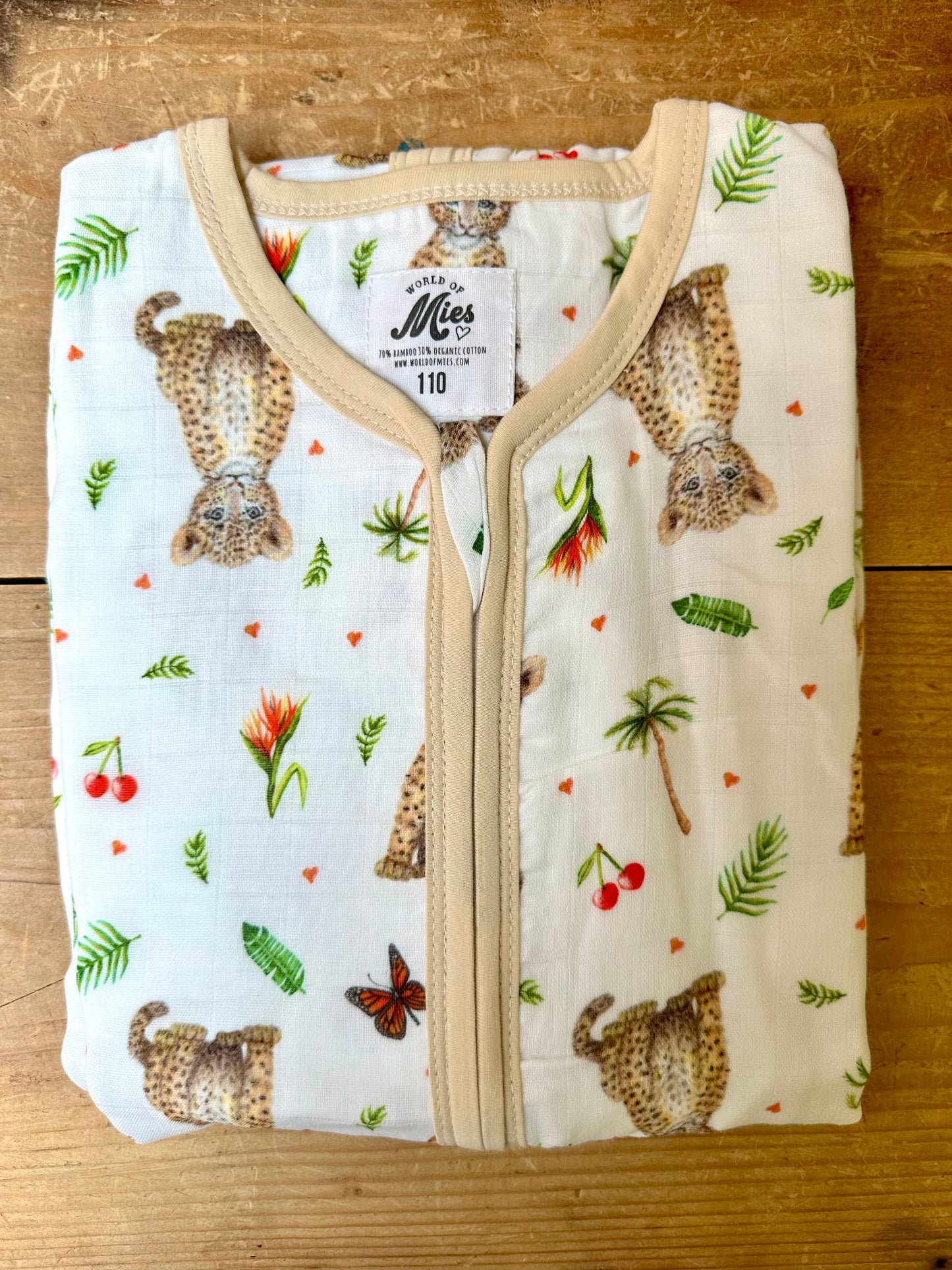 Leopard sleeping bag